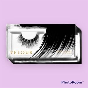 𝅺Velour Luxury Mink Lashes in Dark Side
